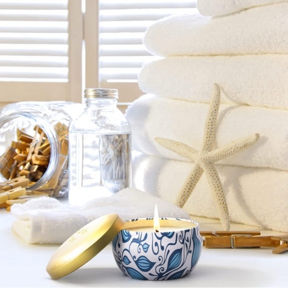 La Jolie Muse Sage and Eucalyptus Scented Candle - Picture 5 of 5